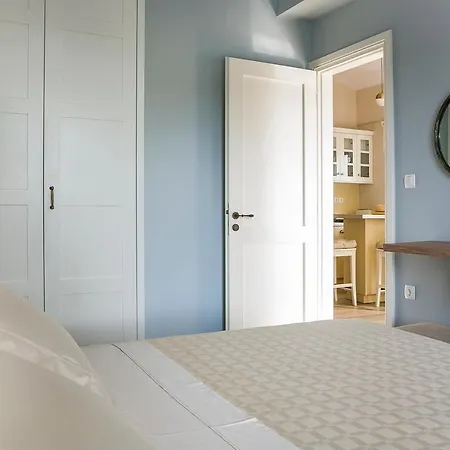 Julia's Boutique Suites, Near Argostoli. * Travliata
