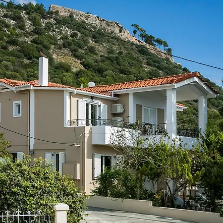 Appartamento Julia's Boutique Suites, Near Argostoli.